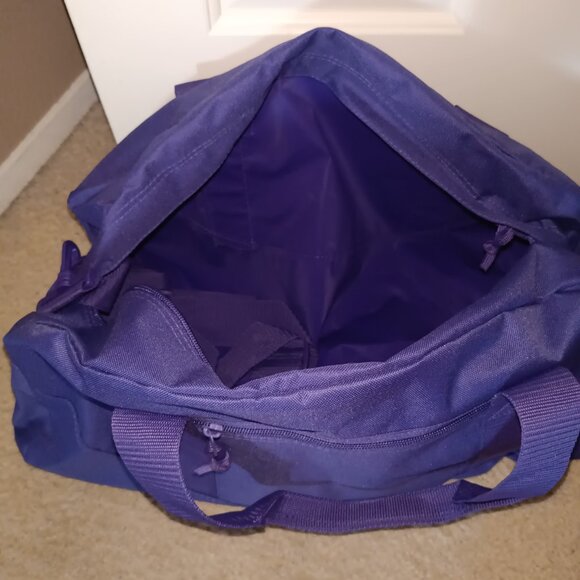 Travel Duffle Bag - Picture 5 of 6